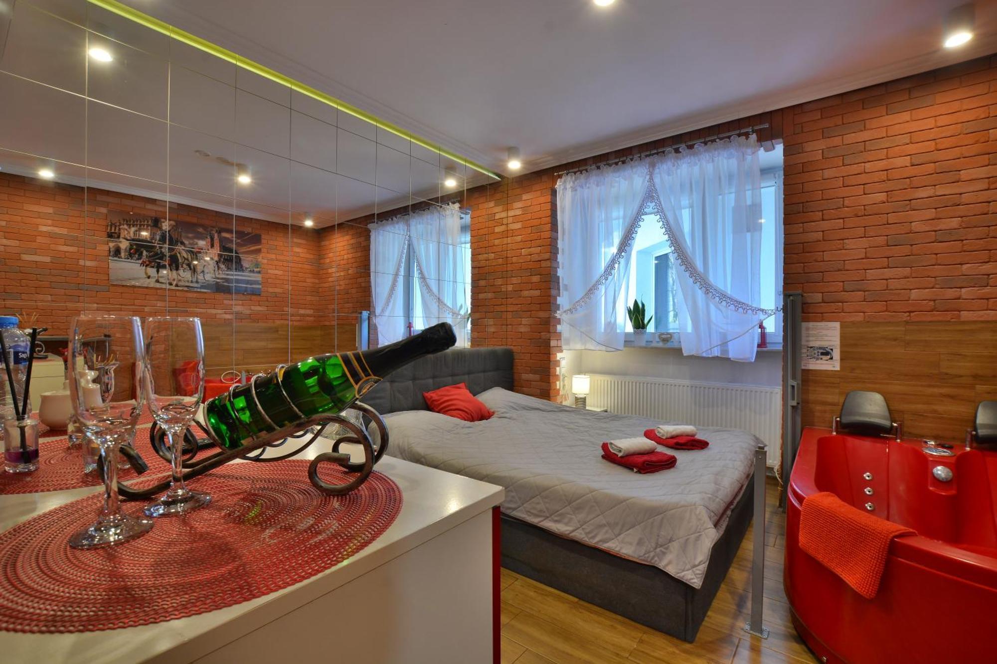 Jacuzzi Apartment Red Krakow Luaran gambar